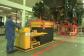 The scissor lift lifts the engine to the correct installation height.